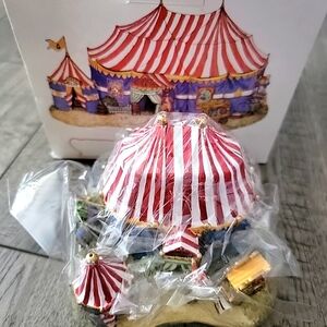 Rare Vintage Miniature Circus Big Top Collectibles with Tent Flags NIB AH149
